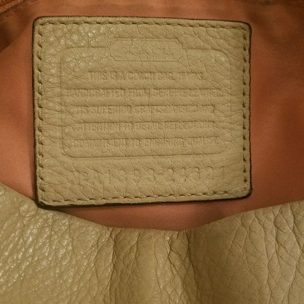 Coach Purse - Picture 7 of 8
